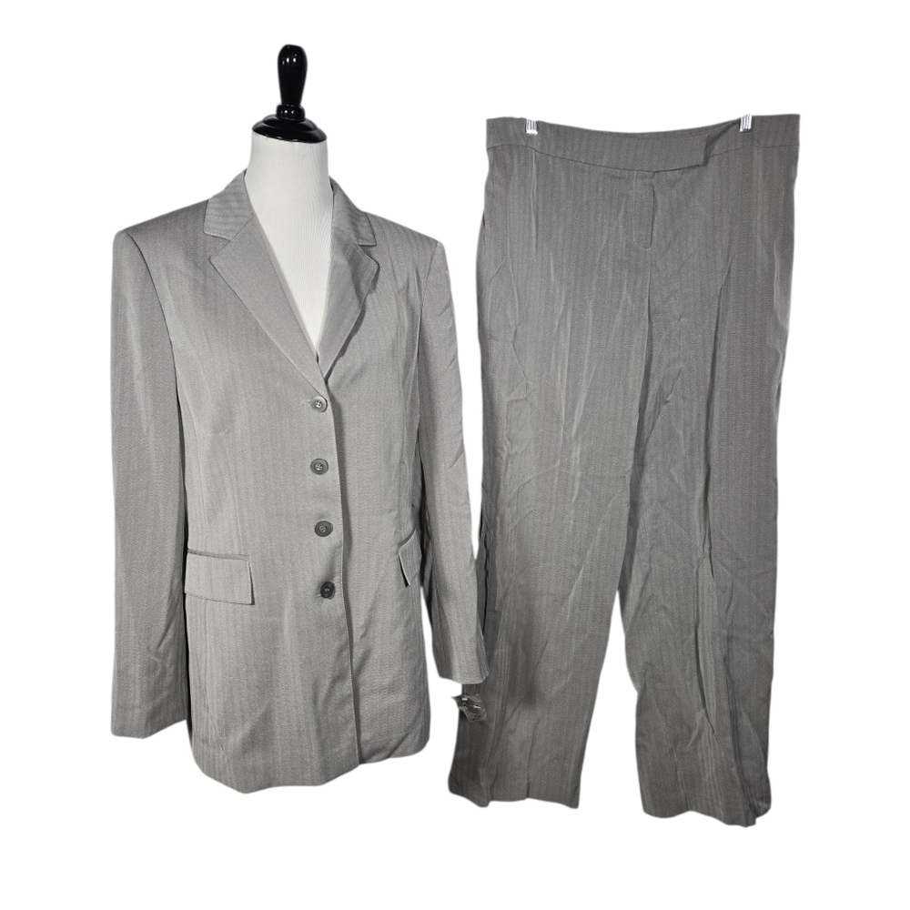 John Meyer of Norwich Women's Size 18 Gray 2-piece Pant Suit AS IS